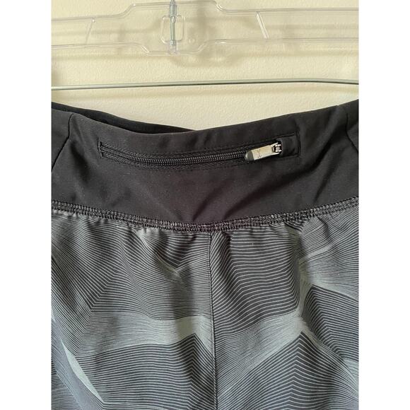 Under Armour Graphic 2.5" Running Shorts Black Gray Size Small - Picture 5 of 6